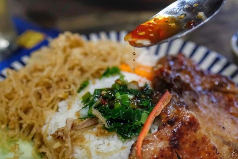 Quán Số 1- Cơm tấm & Bún thịt nướng