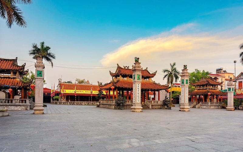 Quần thể di tích Phủ Dầy