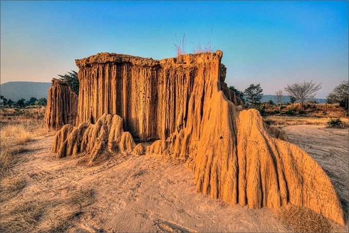 Quần thể núi đá Lalu
