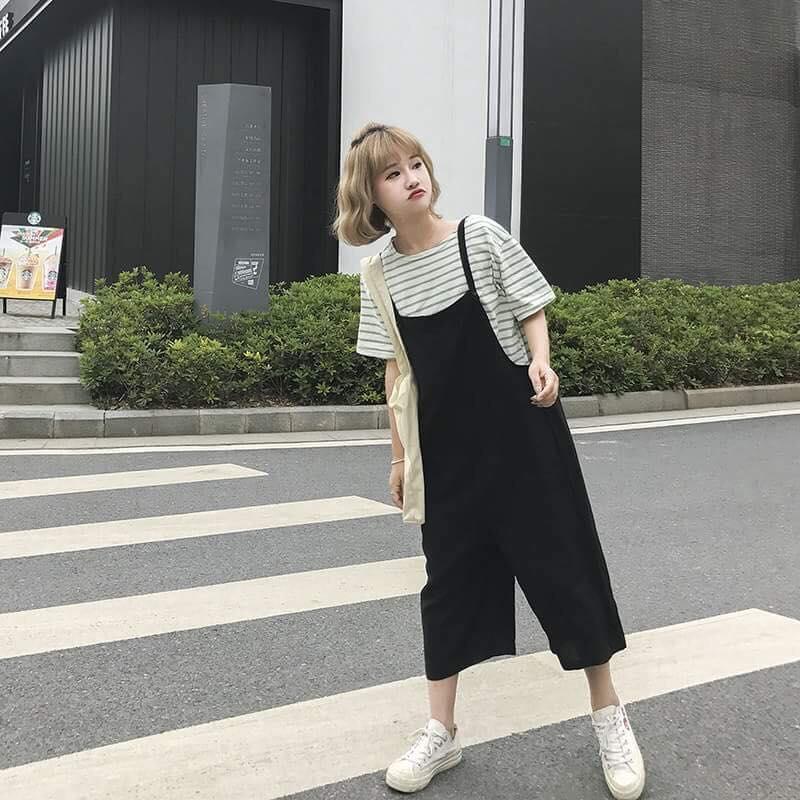 Quần yếm phối áo thun