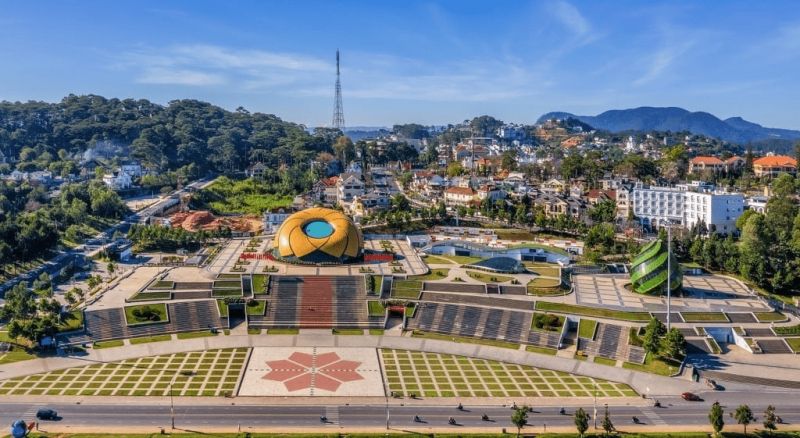 ﻿﻿Quảng trường Lâm Viên