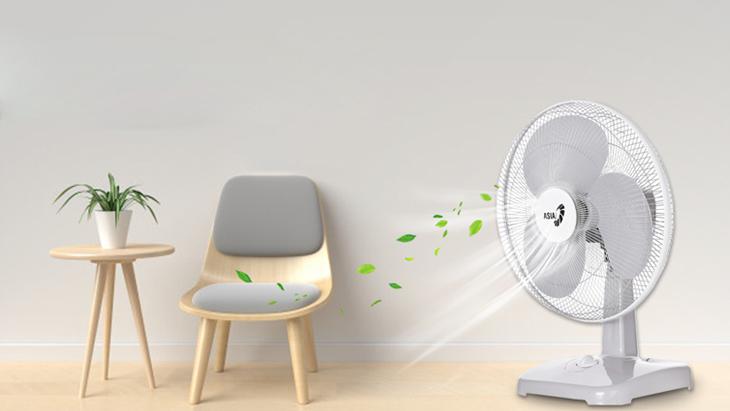 Chọn quạt có công suất vừa đủ và dùng ở tốc độ trung bình giúp tiết kiệm điện