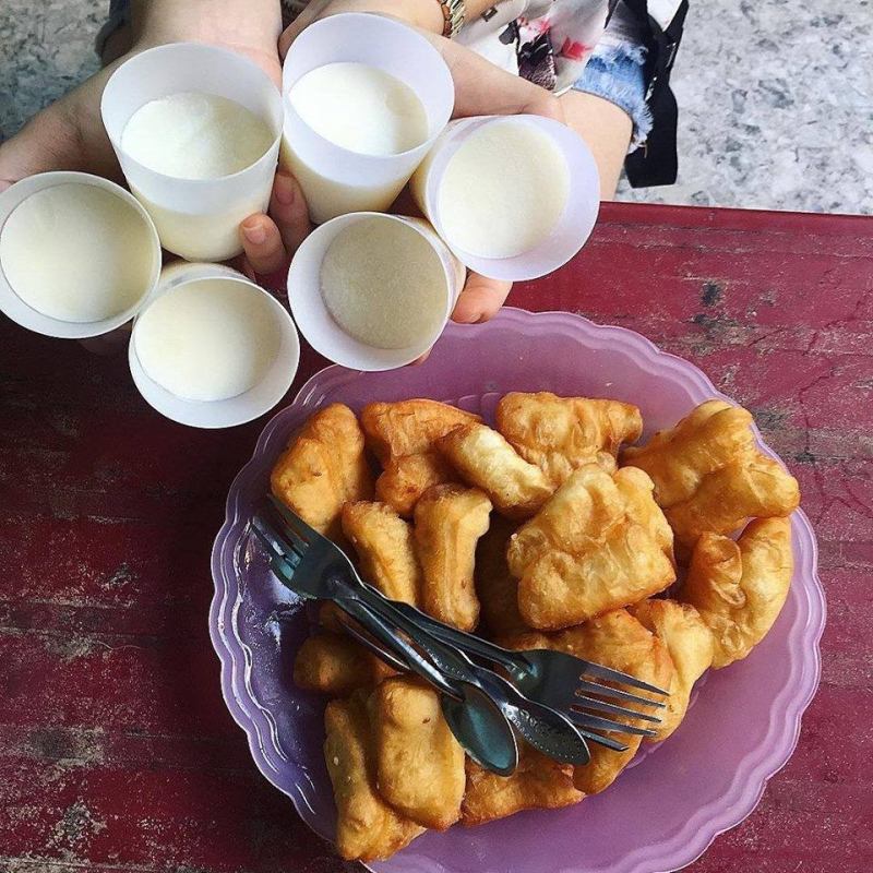 Sữa Chua Đùi Gà