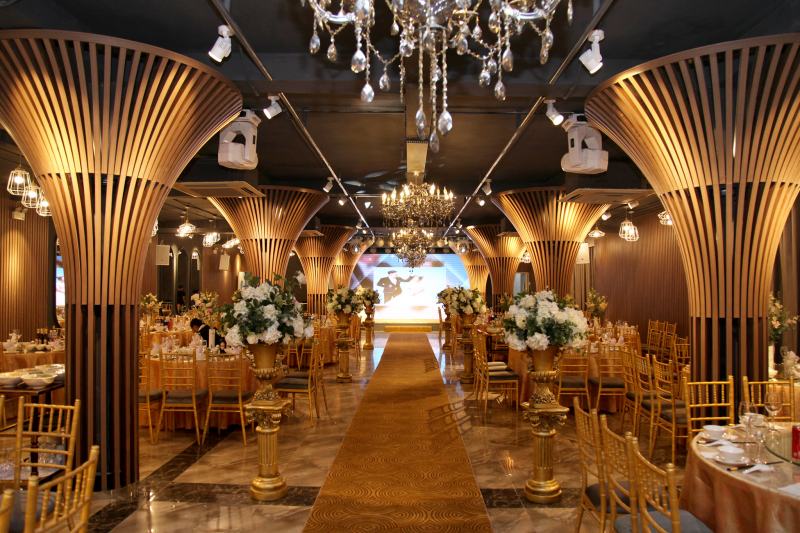 Queen Bee Luxury