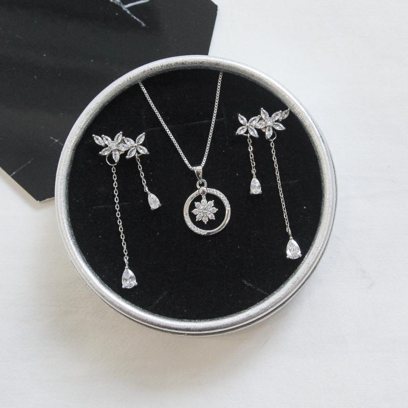Quinn Jewelry
