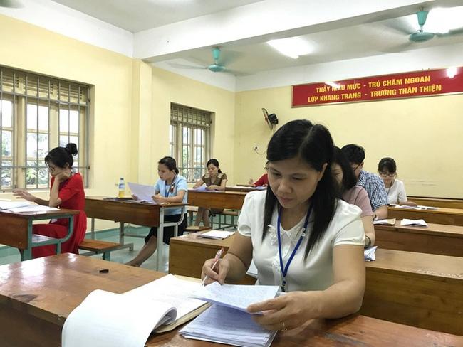 Chấm thi THPT quốc gia (nguồn internet)