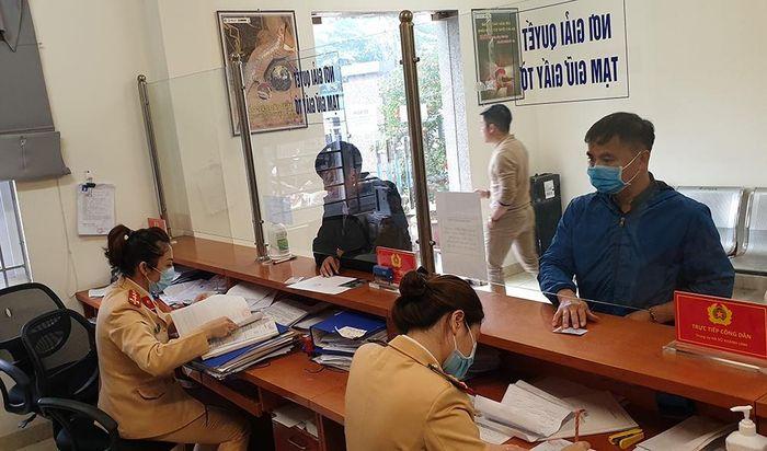 Thủ tục thu, nộp tiền phạt vi phạm hành chính