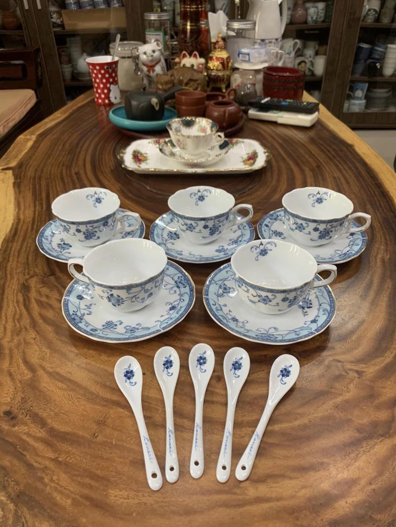 Quyen’s Pottery Shop