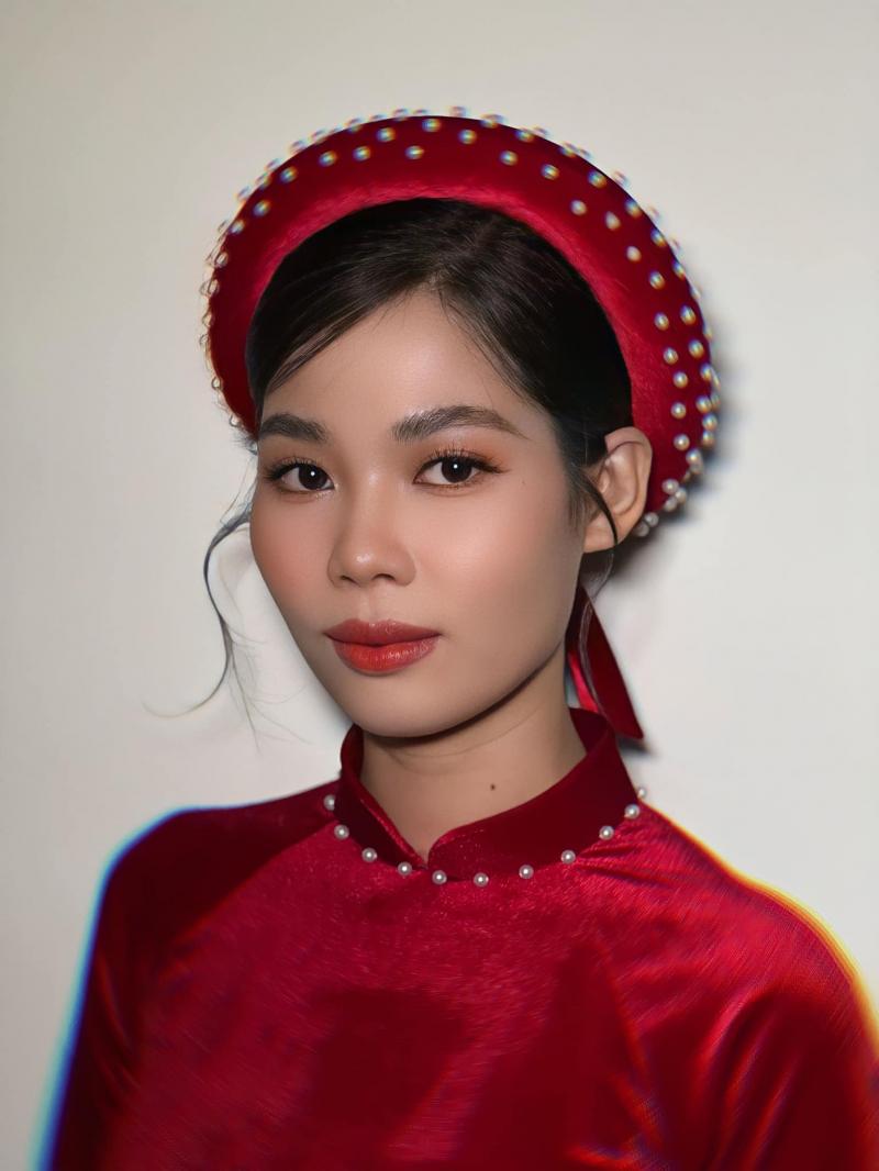RAIN TRẦN MAKEUP & BRIDAL