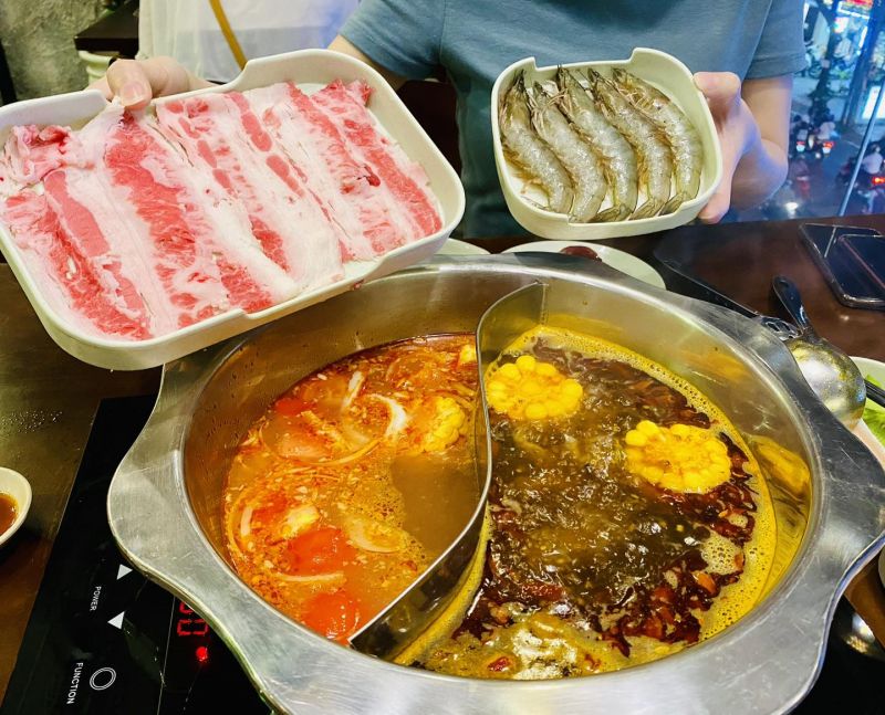 Rakuen Hotpot