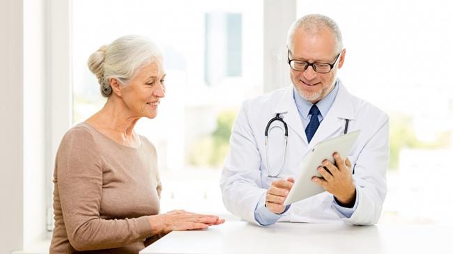 Rau xanh và trái cây là những thực phẩm giúp ngăn ngừa loãng xương hiệu quả