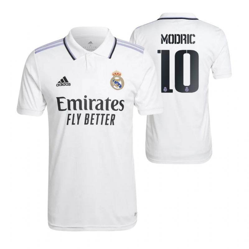 Áo đấu của Real Madrid