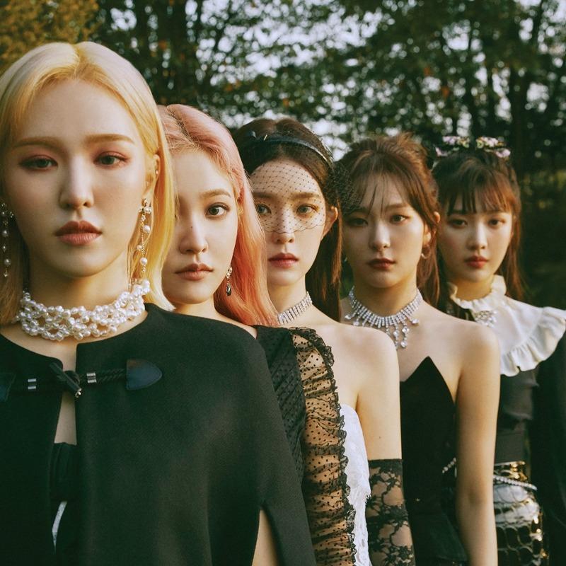 RED VELVET
