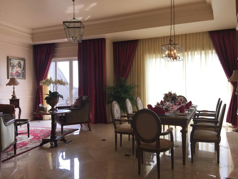 Rèm Cửa Hoàng Gia Trang