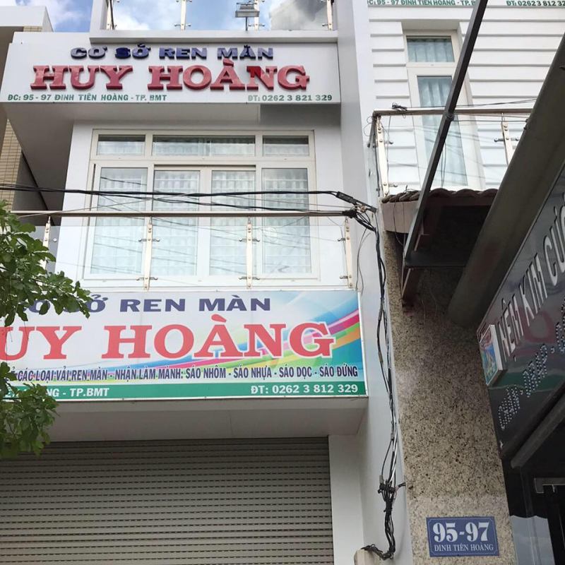 Ren màn Huy Hoàng