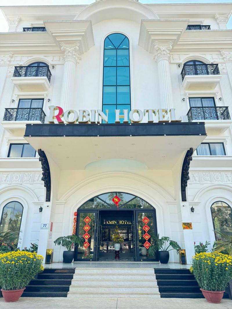 Robin Hotel