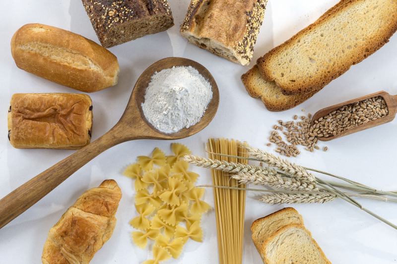 Tránh các thực phẩm có chứa lactose và gluten