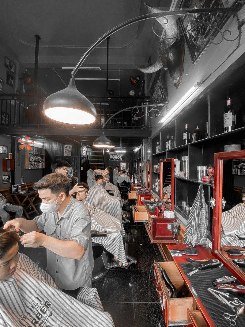 Rôn BarBer Shop