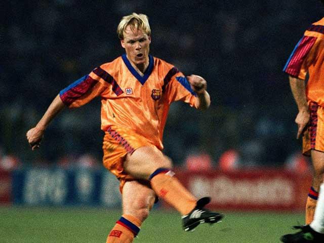 Ronald Koeman sút phạt