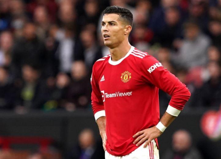 Ronaldo cùng Man Utd làm khách tại Stamford Bridge hôm nay 28/11. (Ảnh: vnexpress)