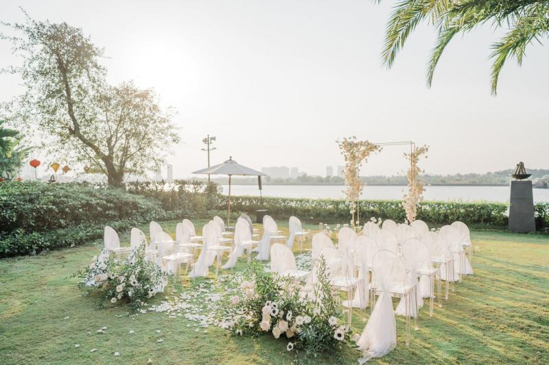 Royal Swans Wedding & Event