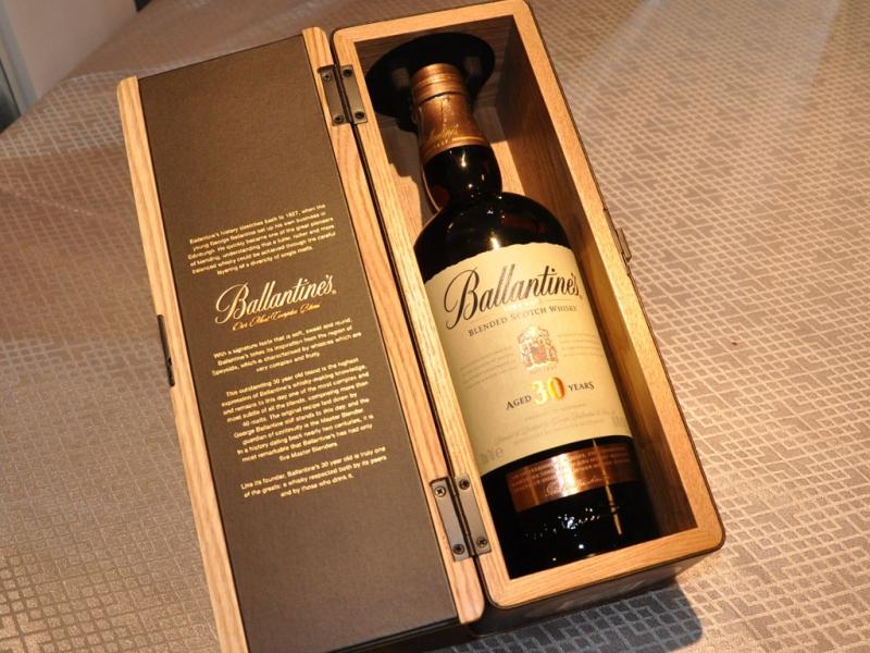 Ballantines 30