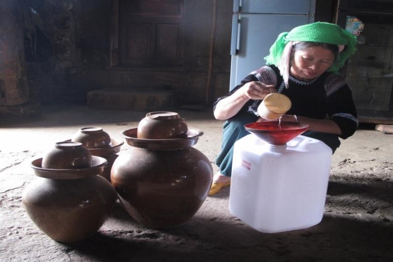 Rượu thóc La Pán Tẩn