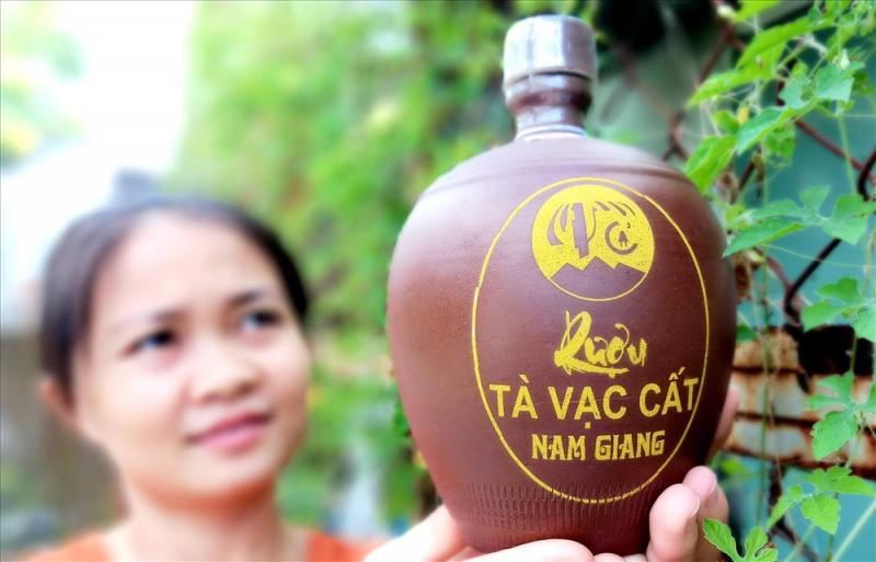 Rượu tà vạt