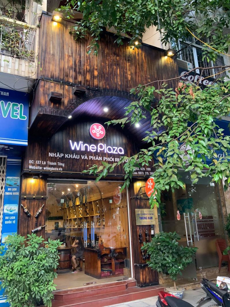 Rượu vang Wineplaza 137