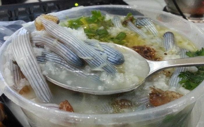 Sá sùng nấu cháo