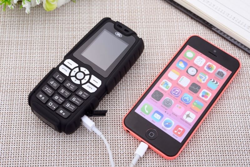 Sạc pin điện thoại đúng cách