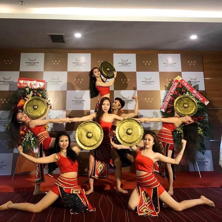 Sắc Màu BMT