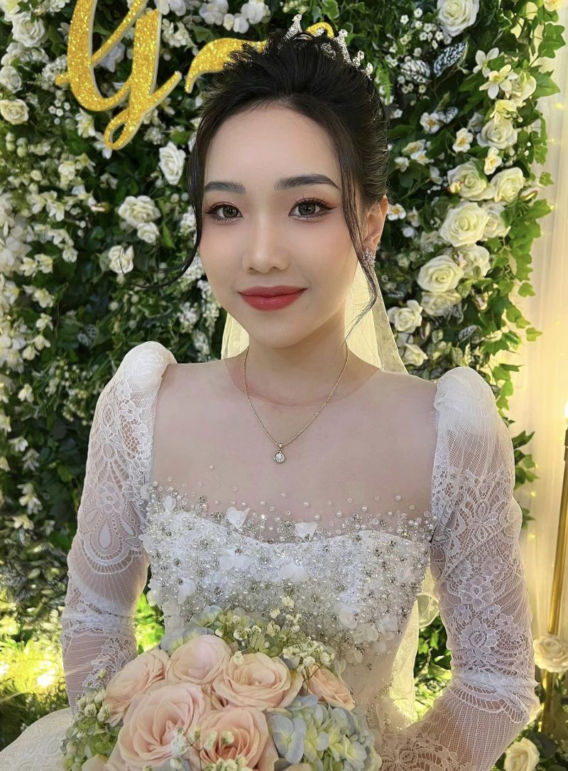 Sally Chu Make up