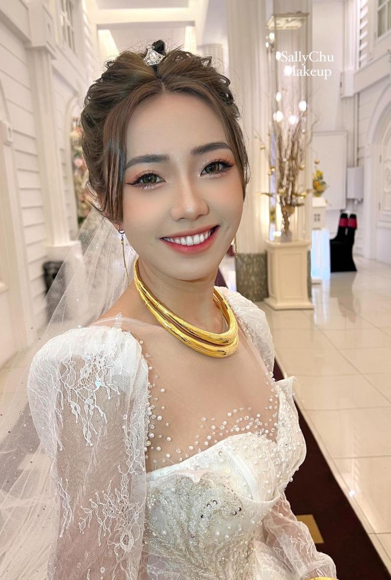 Sally Chu Make up