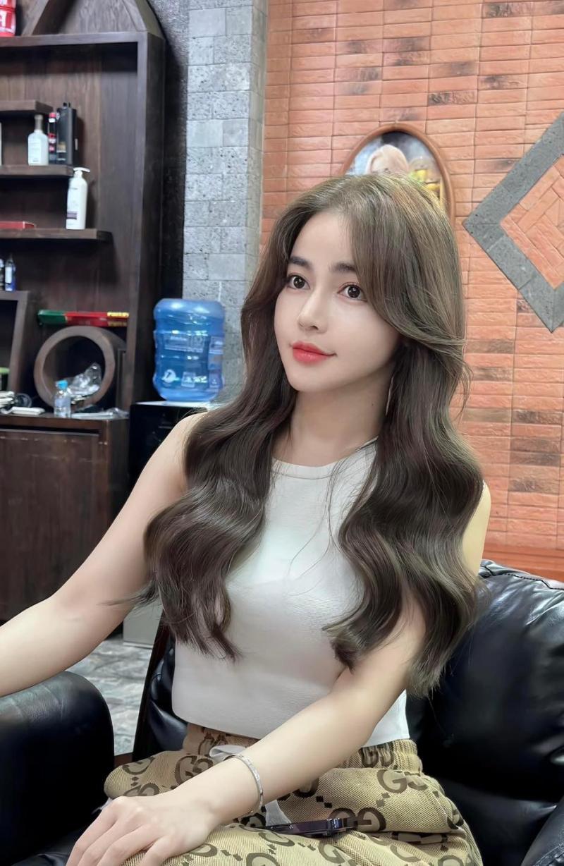 Salon Bắc Trần Tiến