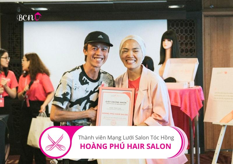 Salon Hoàng Phú