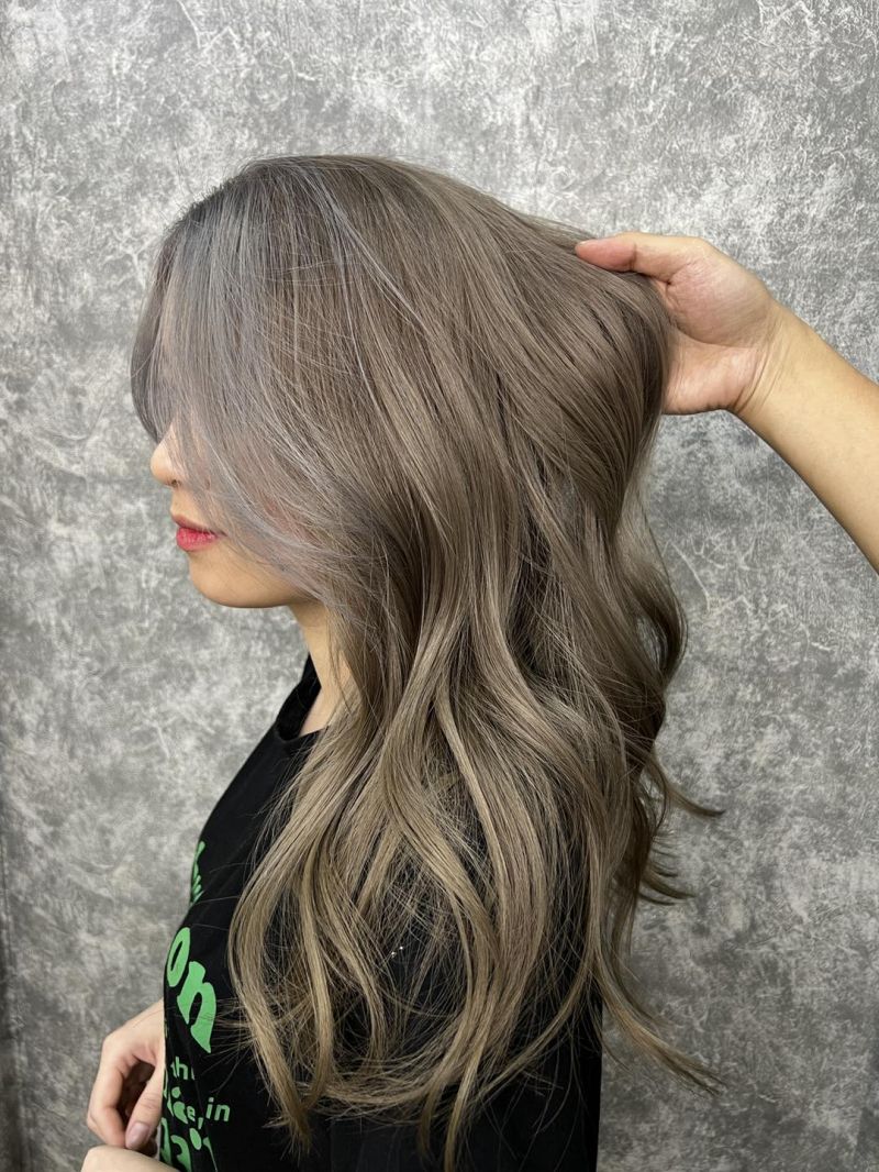 Salon Huynh
