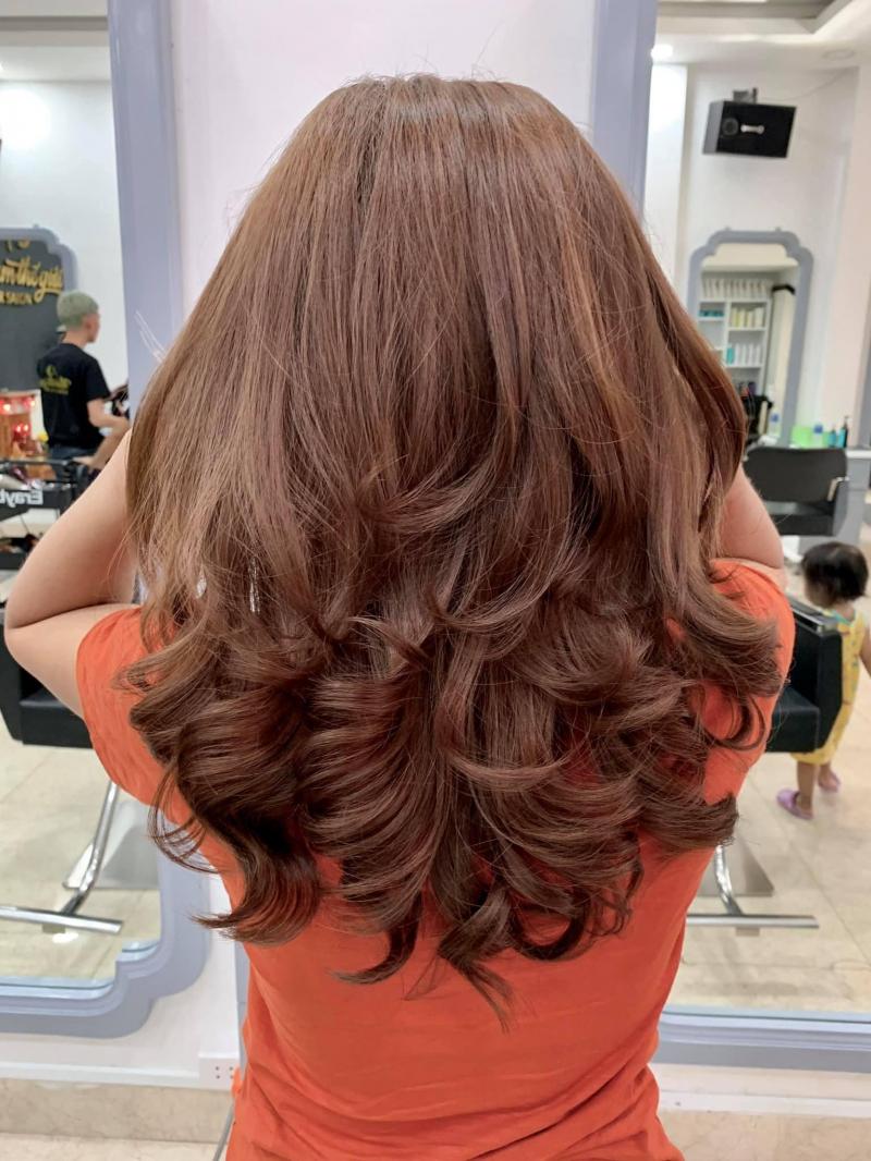 Salon Nam Thế Giới
