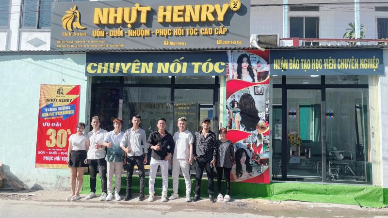 Salon Nhựt Henry
