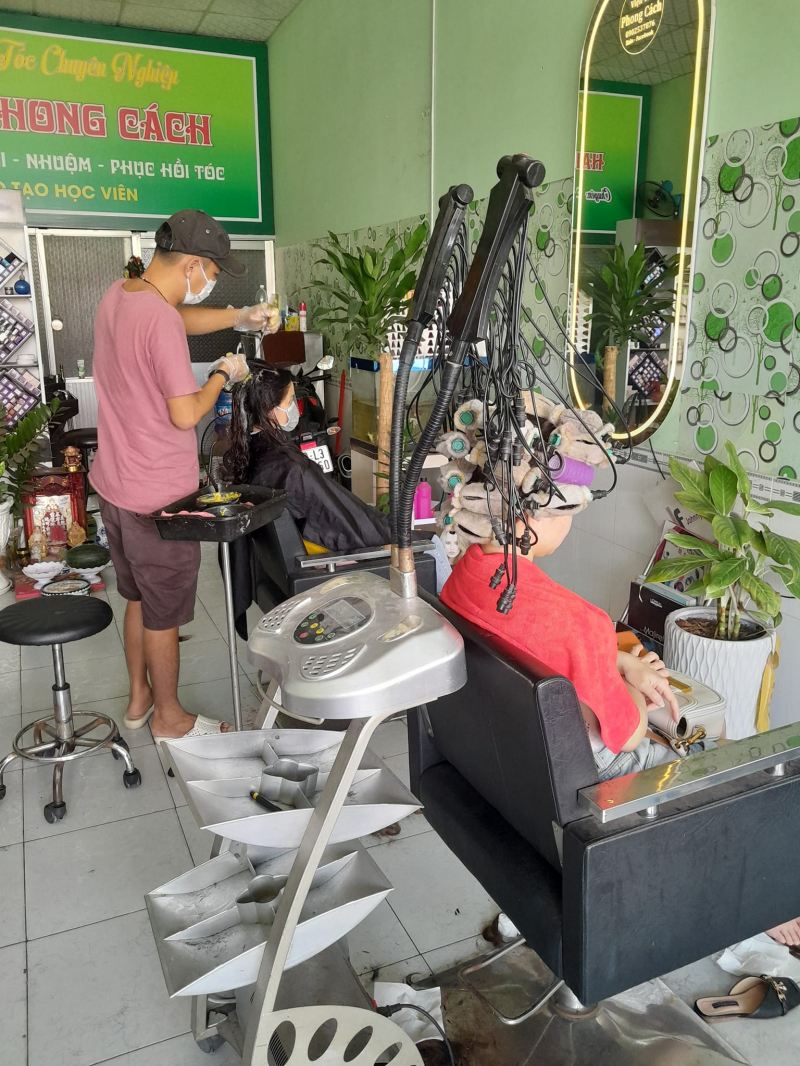SALON PHONG CÁCH