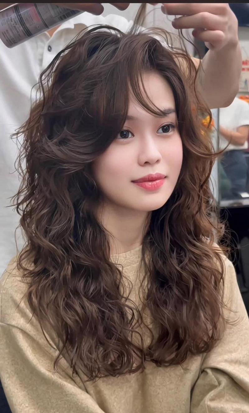 Salon Tóc Hoàng Huy