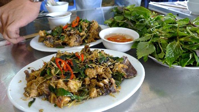 Sam sào xả ớt