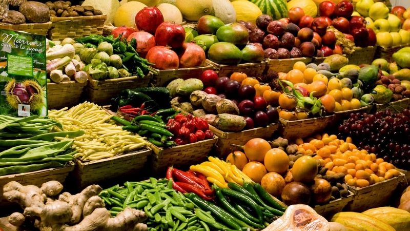Mua sắm Tết sớm