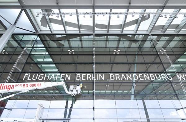 Sân bay quốc tế Berlin Brandenburg, Đức
