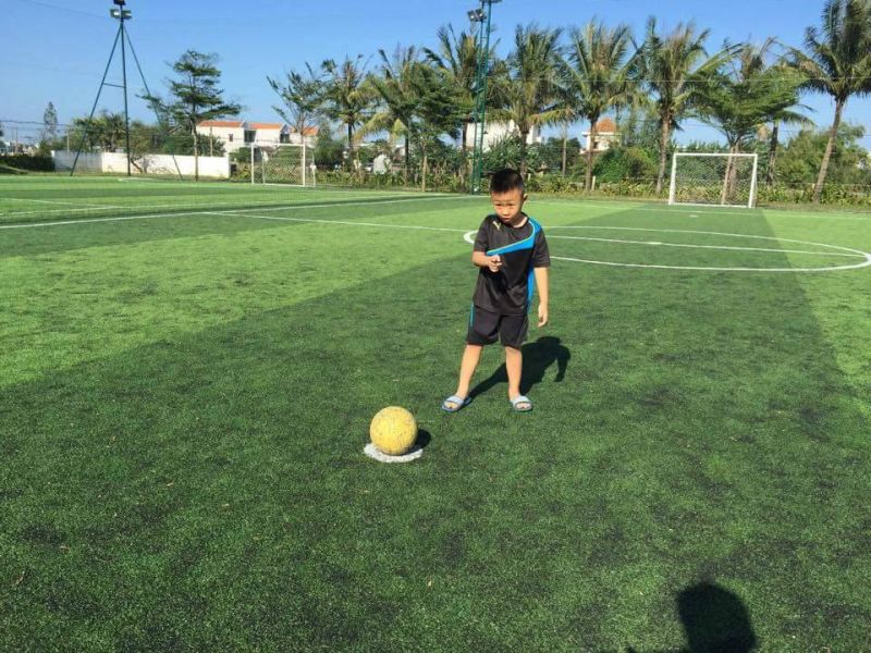 Sân bóng đá cỏ nhân tạo Mỹ Dung - Phú Yên