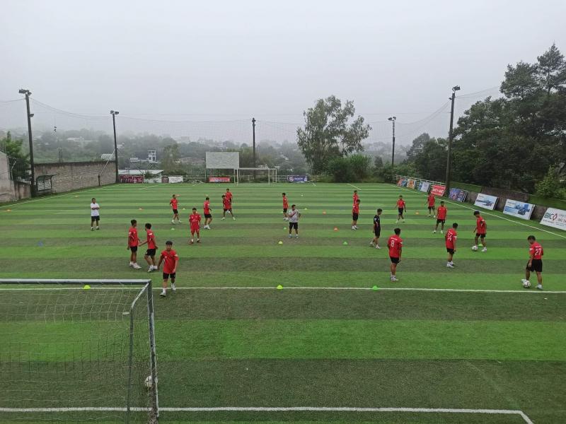 Sân bóng đá cỏ nhân tạo Hòa Thảo