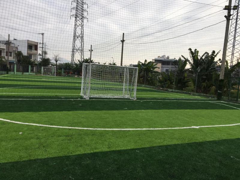 Sân bóng đá Thép Việt