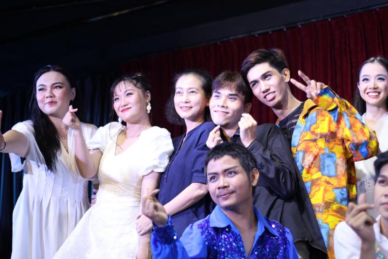 Sân khấu Quốc Thảo