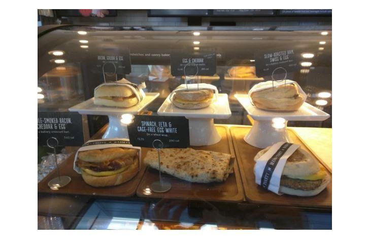 Thức ăn tại Starbucks