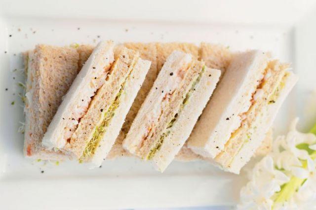 Sandwich tôm